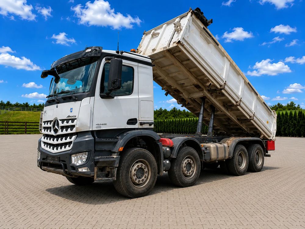 Mercedes-Benz Arocs 2021