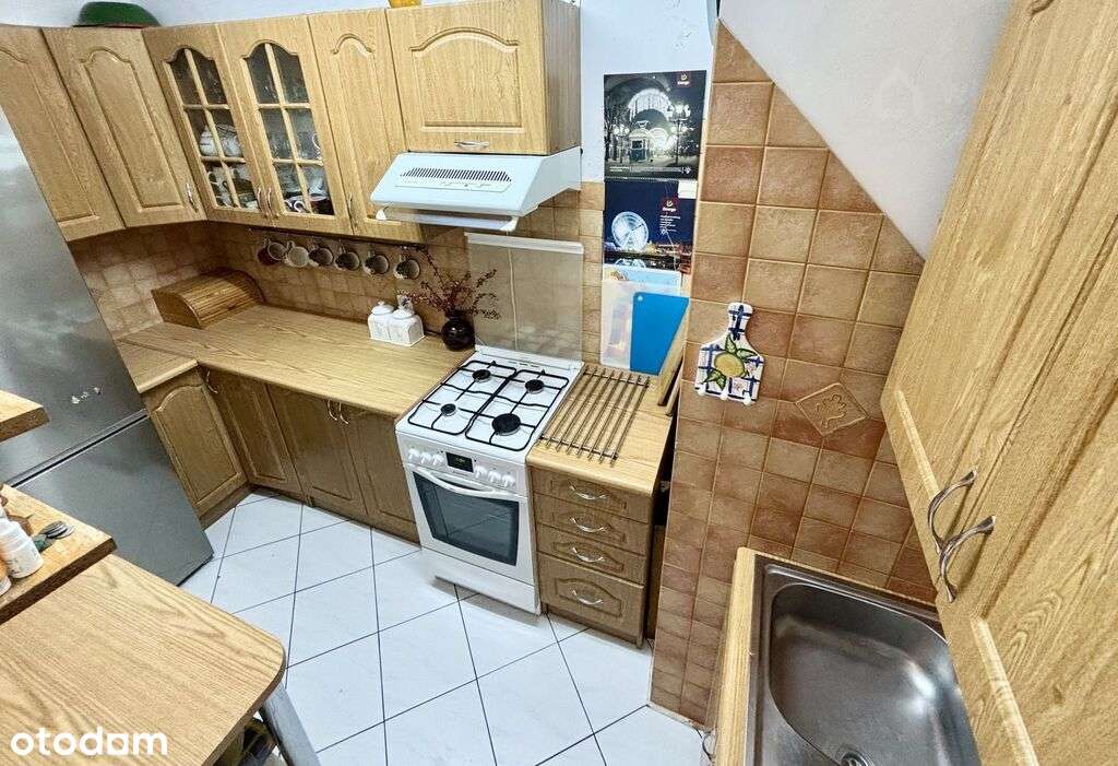 2 pokoje po remoncie, umeblowane, niski czynsz-6