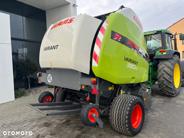 Claas Variant 380 RC - 3