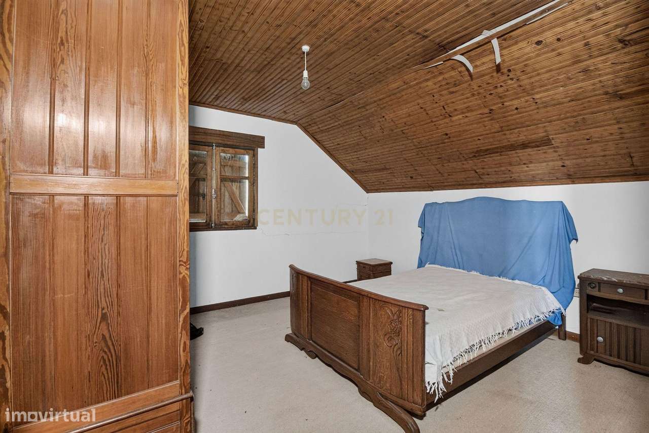 Casa BI- Familiar em Quintanilha, Bragança-13