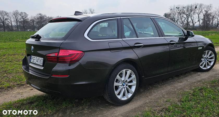 BMW Seria 5 520d - 5