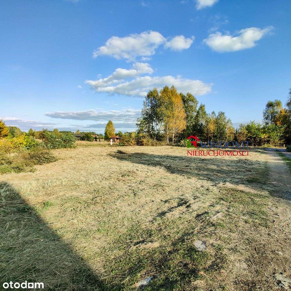 Trzy ustawne, duże działki z pięknym widokiem.-2
