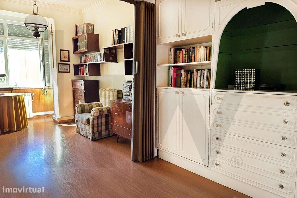Apartamento T2 Centro Damaia de Cima-4