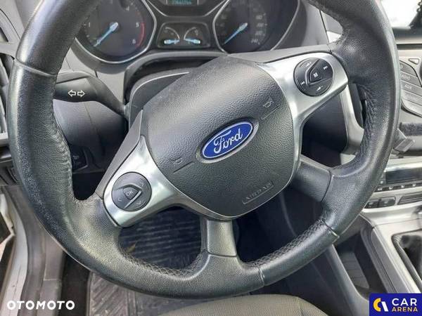 Ford Focus - 13