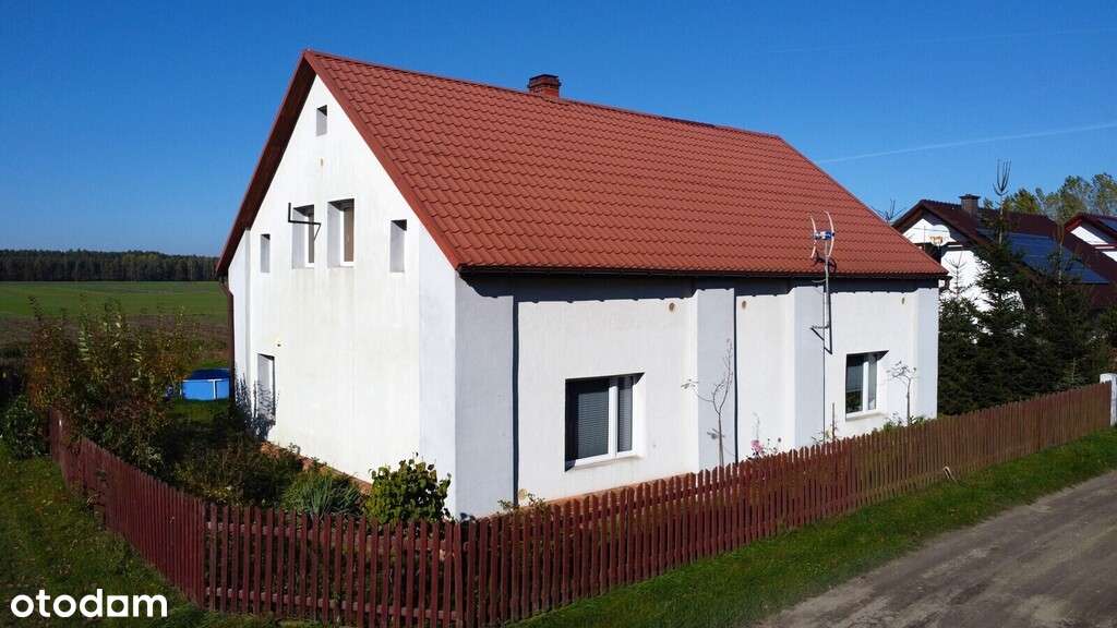 Wolnostojący dom z 19-arową działką-8