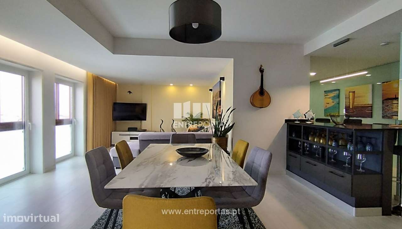 Venda de Apartamento T3 em primeira linha de mar, Aver-o-Mar, Póvoa d - Grande imagem: 3/21