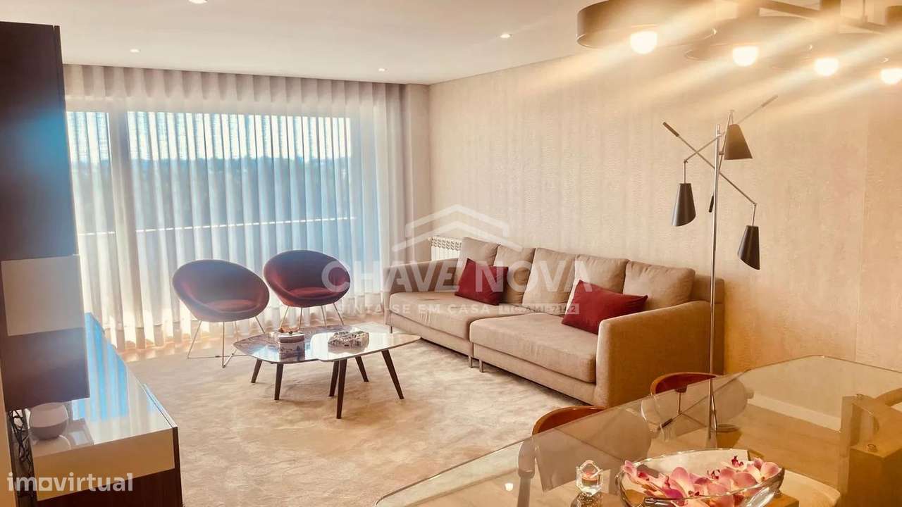 T3 c/ 2 Lugares de Garagem em Paranhos-10