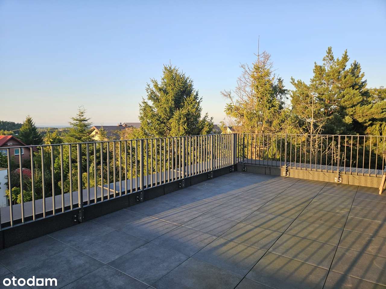 3-pokojowe mieszkanie z dużym tarasem i widokiem na morze-16