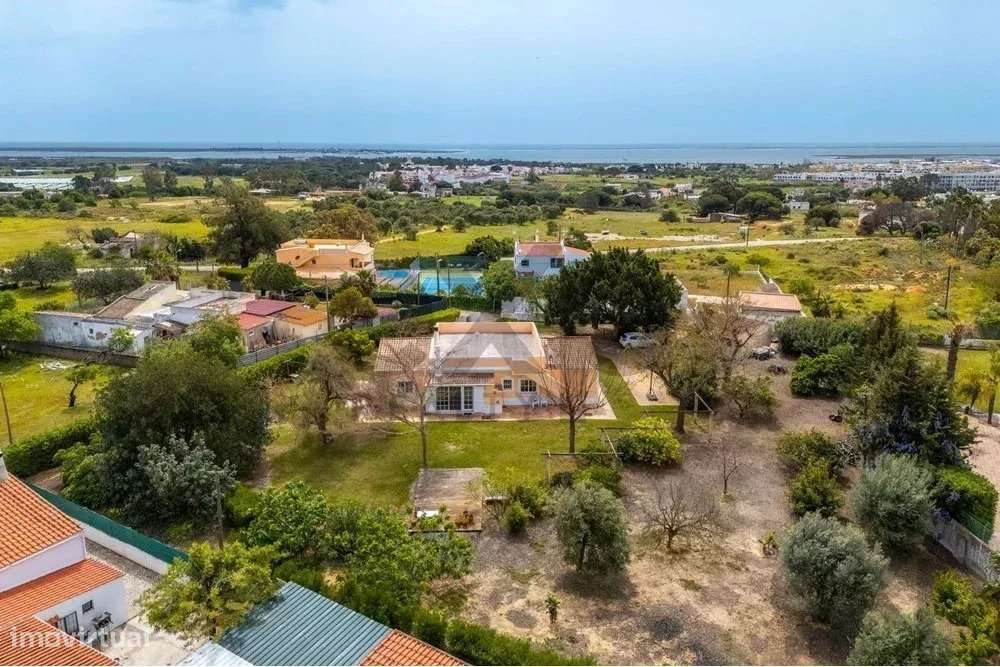 Encantadora moradia T3 com um lindo jardim, convenientemente situada n - Grande imagem: 5/52