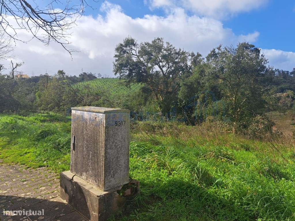 Terreno de 562m2 urbano em Barreira, Leiria - Grande imagem: 5/9