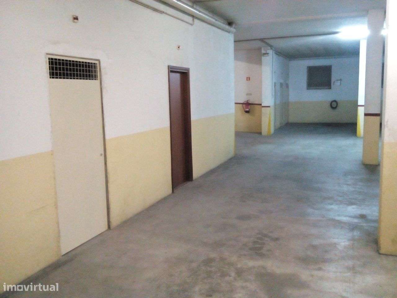 Vende-se Arrumos - Famalicão-9