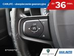 Volvo XC 40 - 18