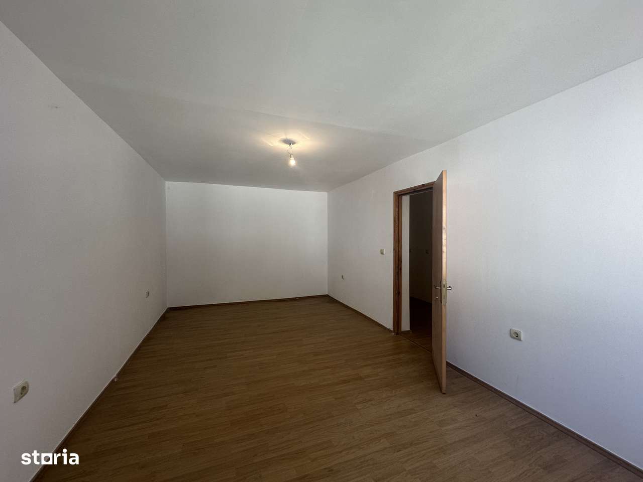 Ag imobiliara VIGAFON vinde apartament 2 camere Mihai Bravu-Teleajen - Imagine principală: 3/5