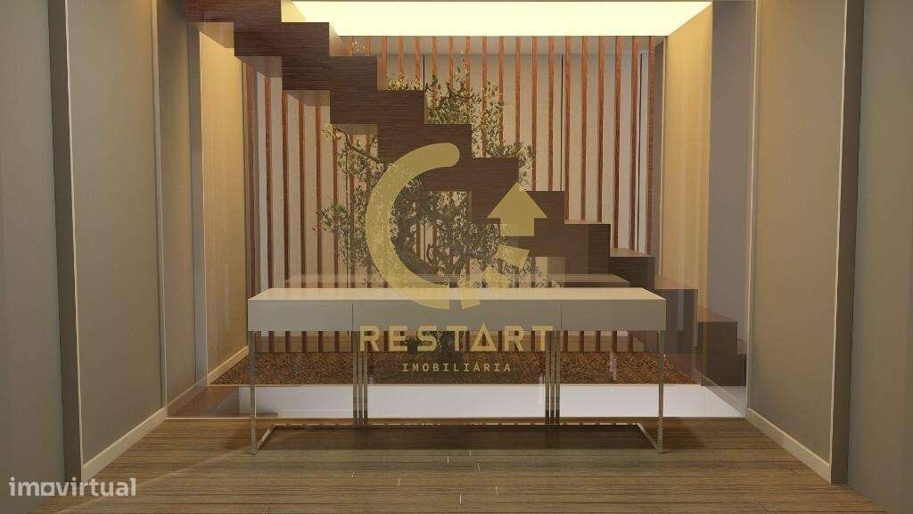 Terreno com projeto aprovado para moradia T5 em Fânzeres - Grande imagem: 4/14