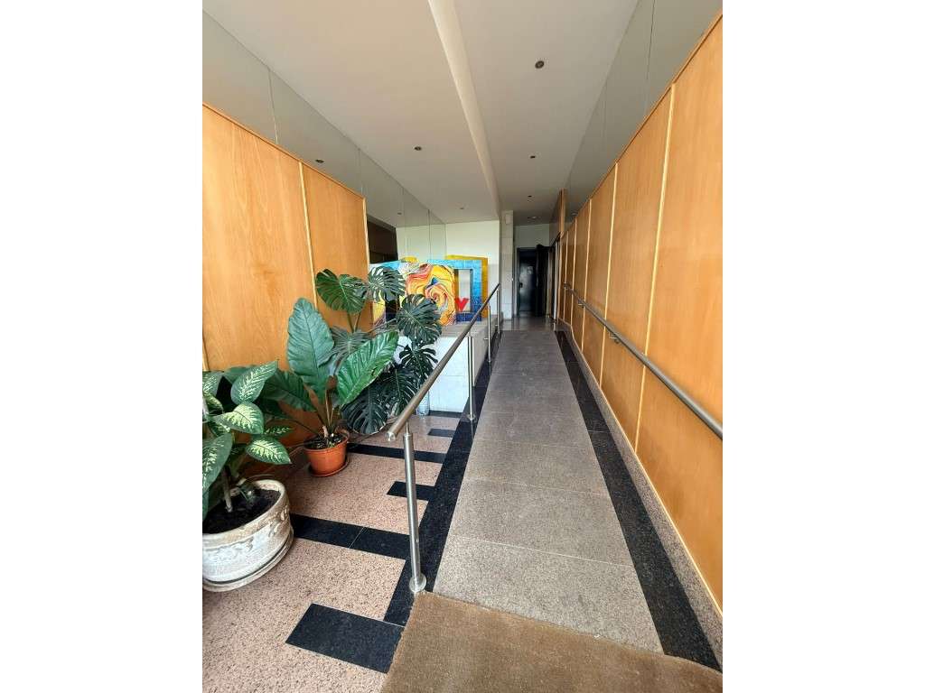 Apartamento T3 renovado no Feijó-27