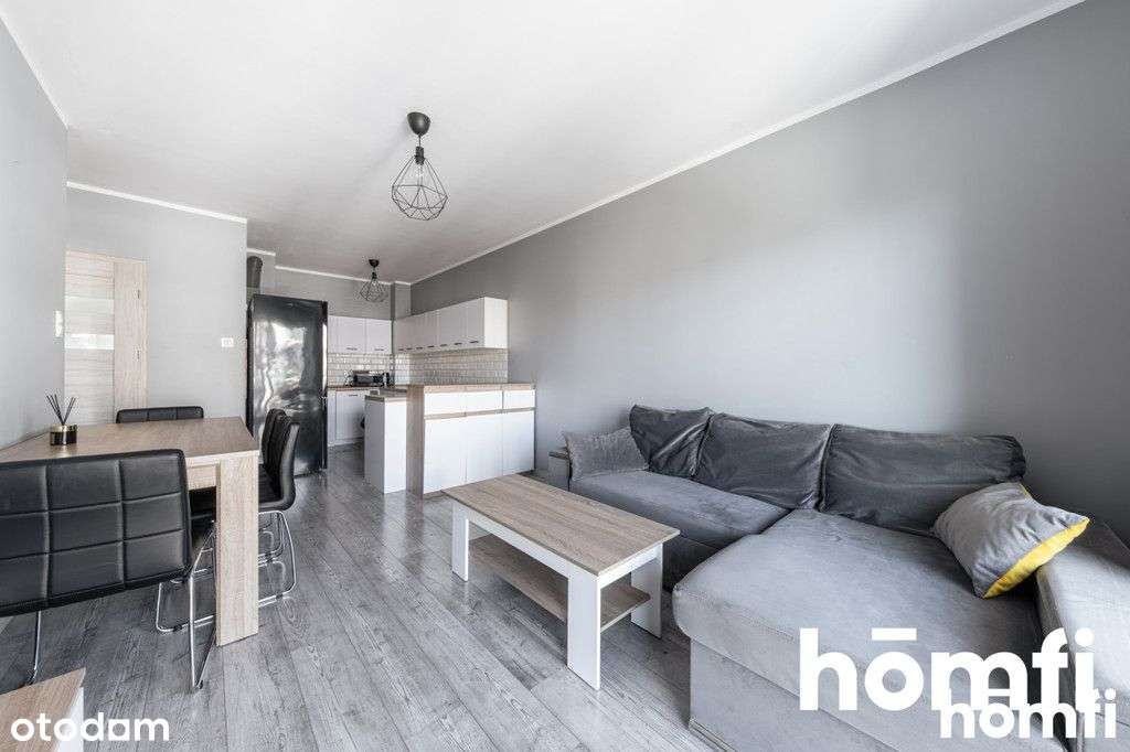 Na Sprzedaż Przestronne 2-Pokojowe Mieszkanie - Pełny obrazek: 3/13