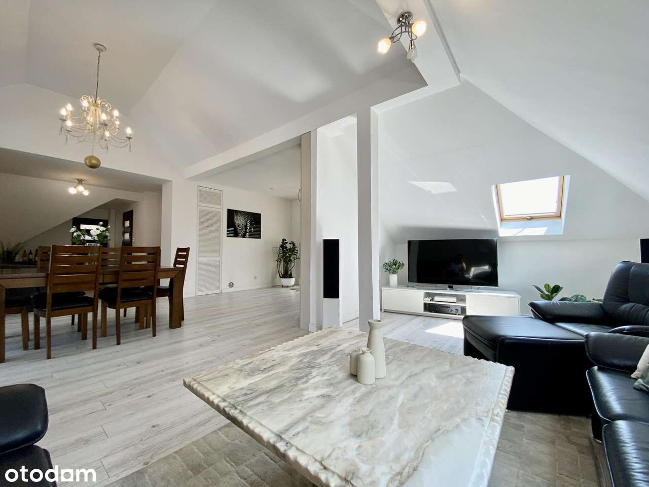 Dom z potencjałem inwestycyjnym | 3 lokale + pozwolenie na rozbudowę - Pełny obrazek: 4/17