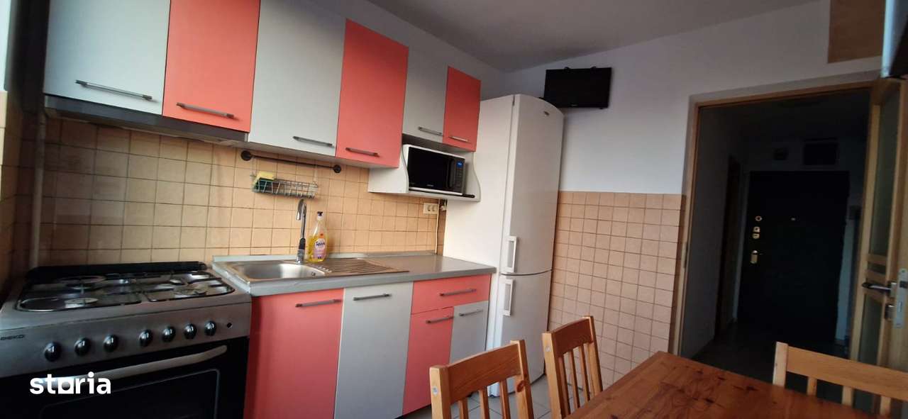 Apartament 4 camere, semidecomandat - Podu Roș-7
