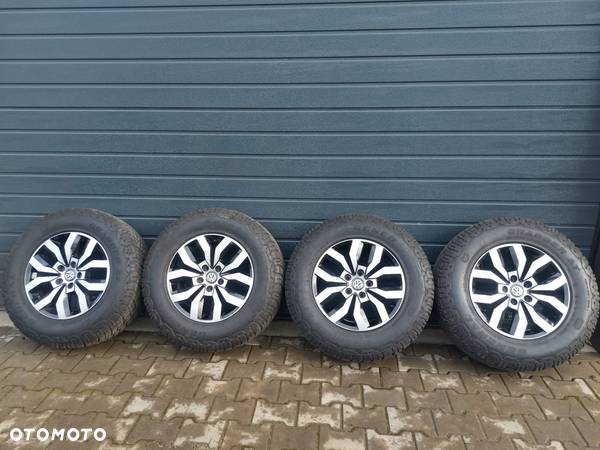 VW AMAROK KOŁA FELGI R17 8J ET49 5X120 OPONY 245/70 R17 GENERAL GRABBER AT DOT1314 ORYGINAŁ PROSTE ! - 1