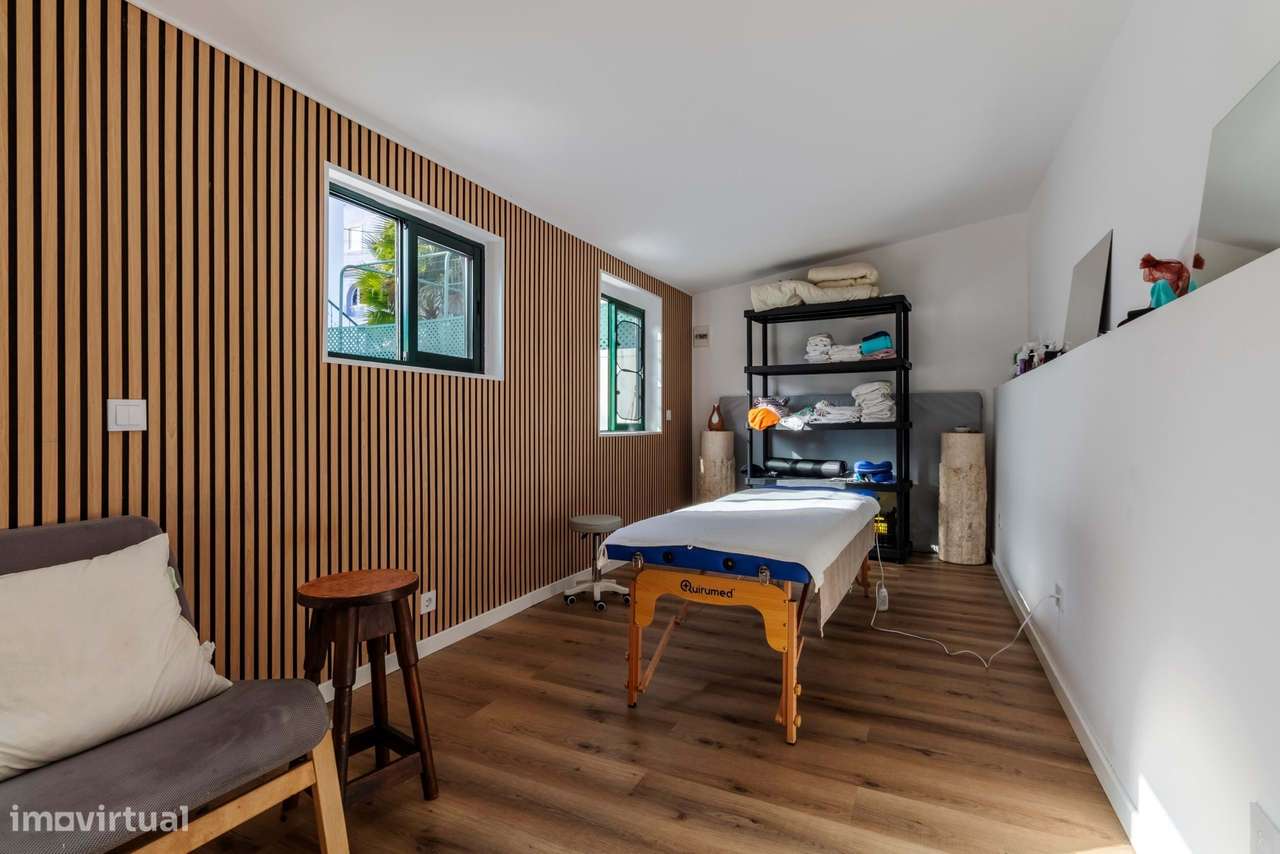 Apartamento T3+1 com Terraço e 3 Wcs em Galamares, Sintra-39