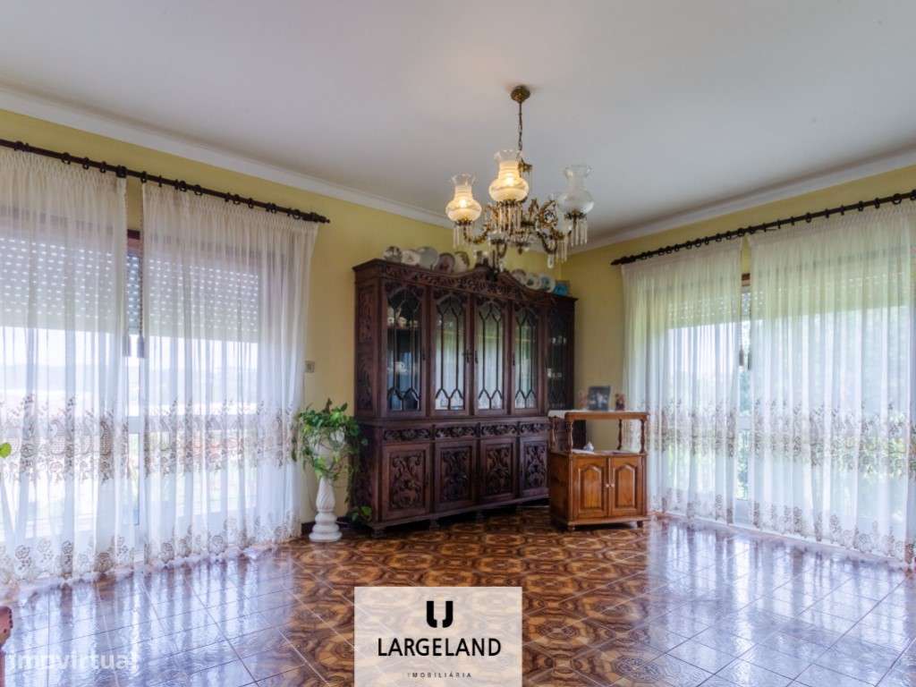 Moradia T5 isolada - Cucujães - Grande imagem: 5/20