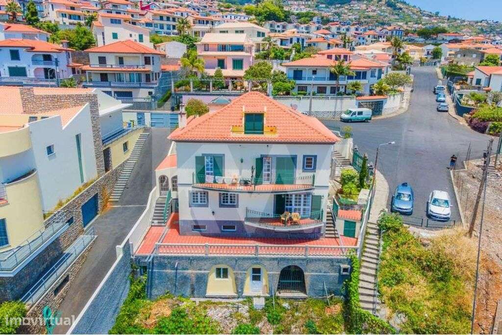 Moradia T5 luxuosa com deslumbrante vista sobre o mar e a baía do Func - Grande imagem: 2/45
