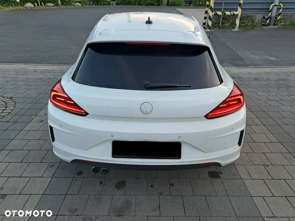 Volkswagen Scirocco 2.0 TDI BMT - 11