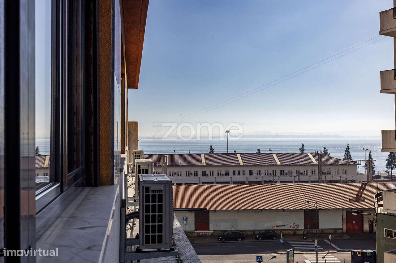 T3 com Lugar Estacionamento privado, perto Metro-28