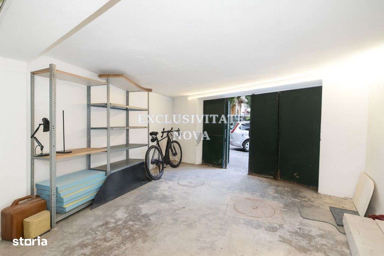 Vila individuala interbelica curte garaj între Dacia si Stefan cel-17