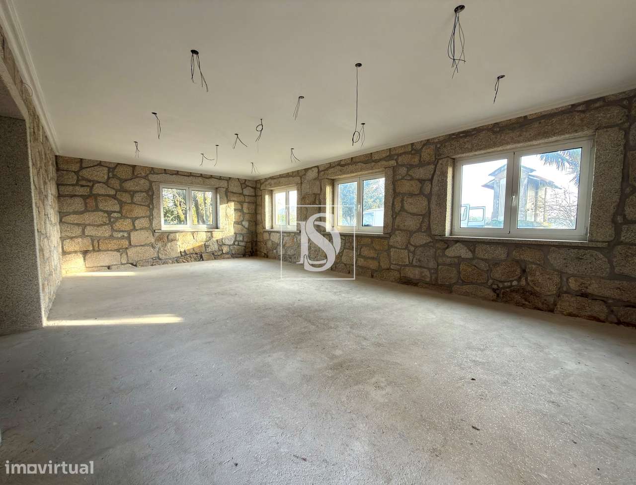 Quinta Rural em Pedra – Charme, Tradição e Conforto a 15 Minutos de Vi-8