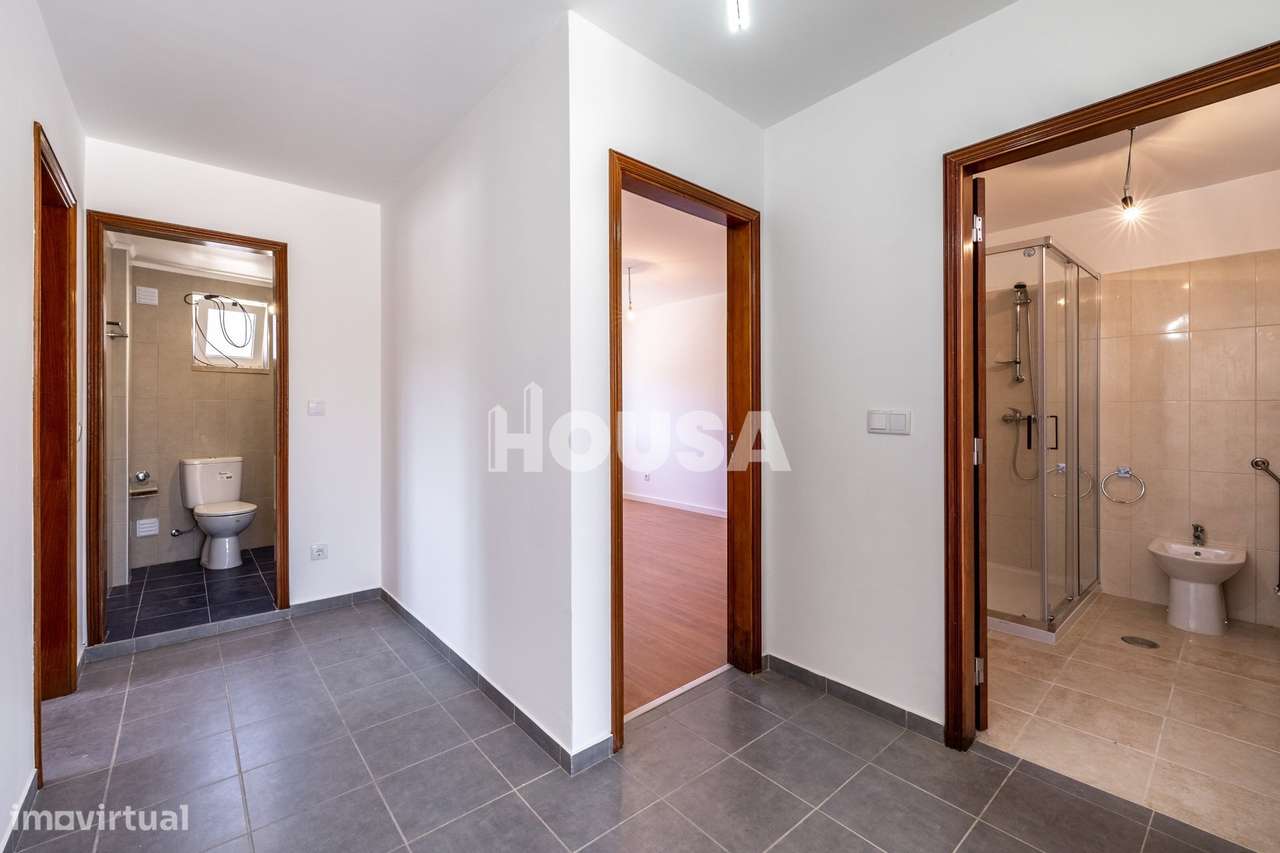 Moradia T3 Renovada | Azoia – Leiria-12