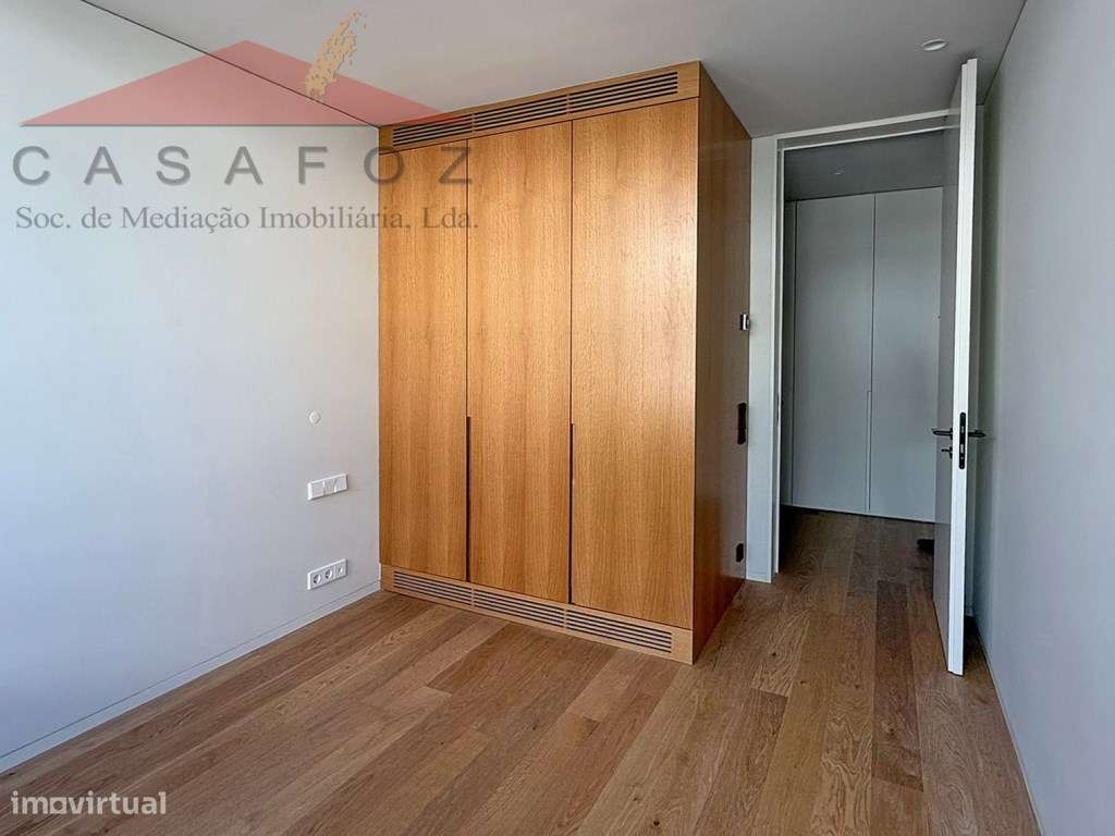 Venda Apartamento T3 Duplex Novo em Nevogilde-27