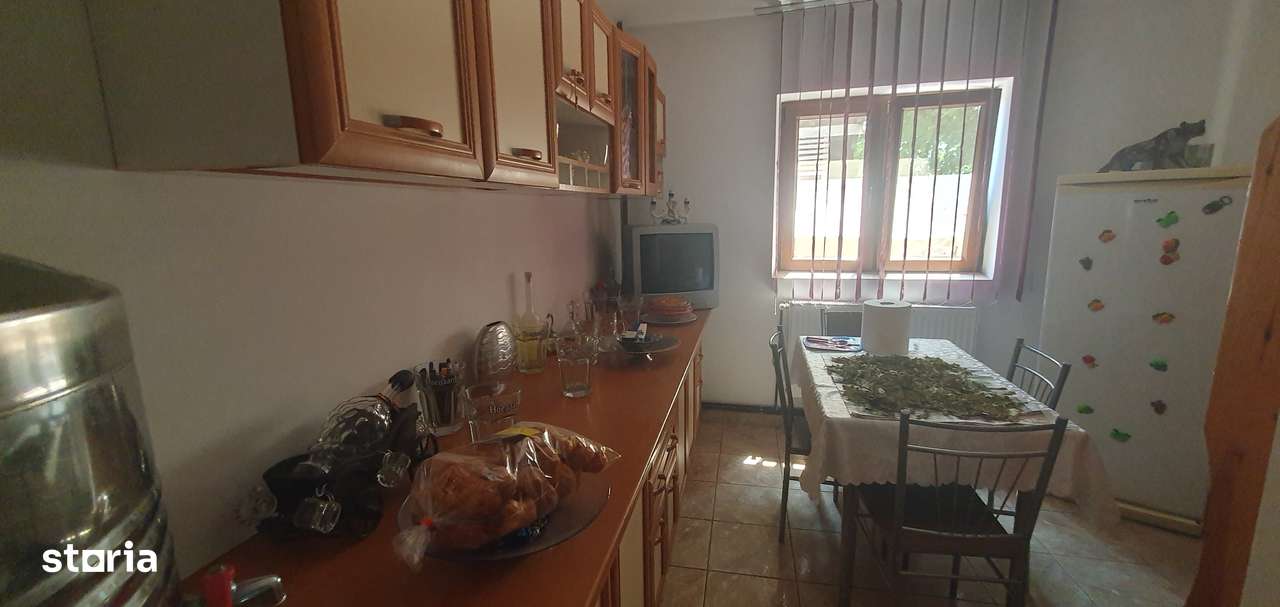 Doua corpuri de case bariera - Imagine principală: 5/20