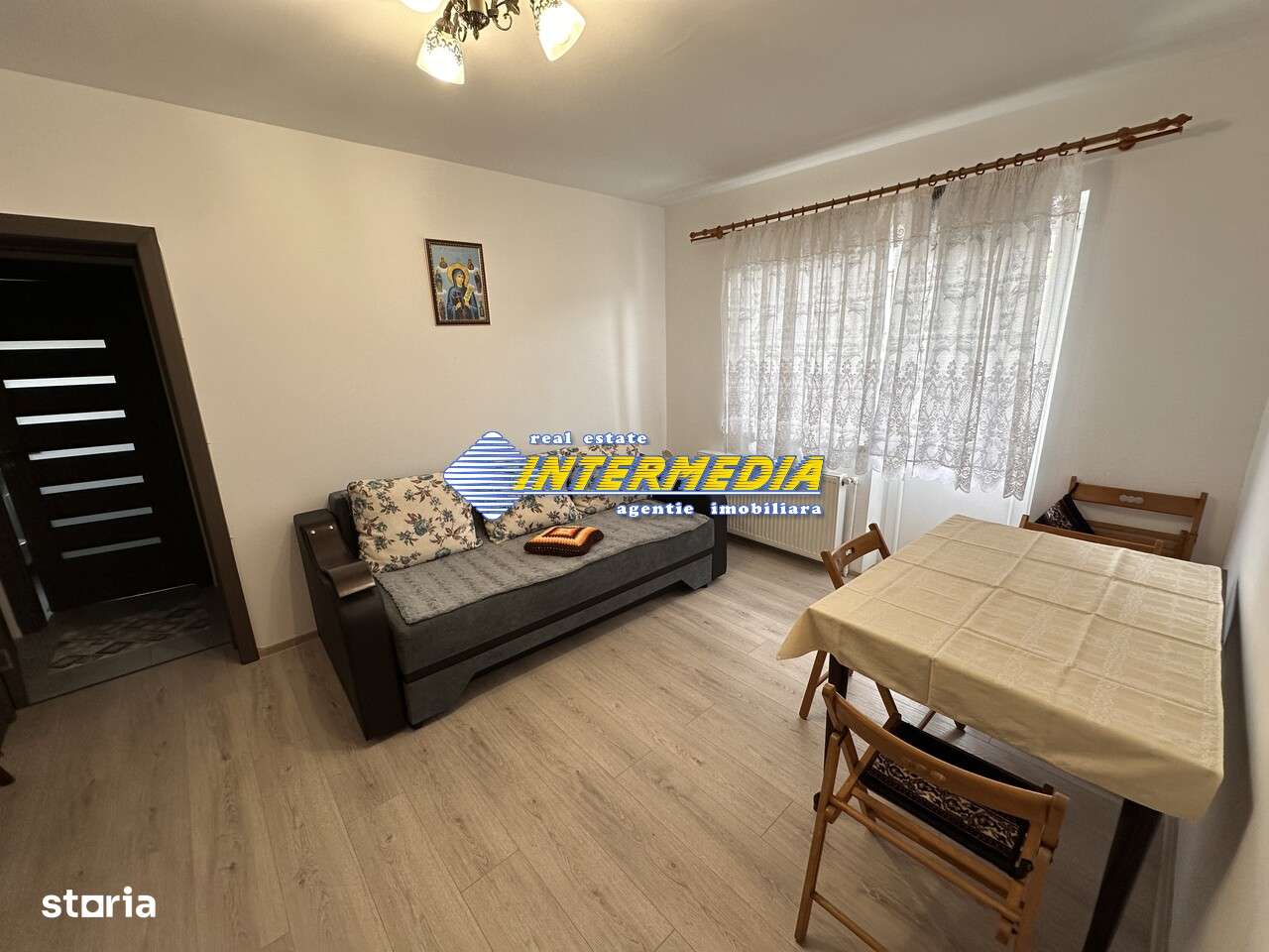 Apartament cu 2 camere etaj 3 in Cetate zona Spitalul Judetean - Imagine principală: 1/10