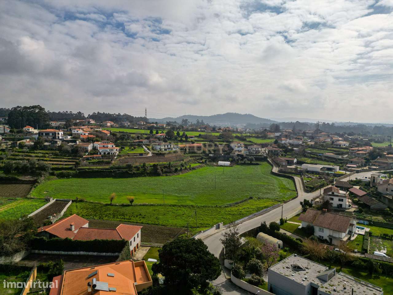 Terreno para Investimento – 10.000m² em Gemeses - Grande imagem: 4/12