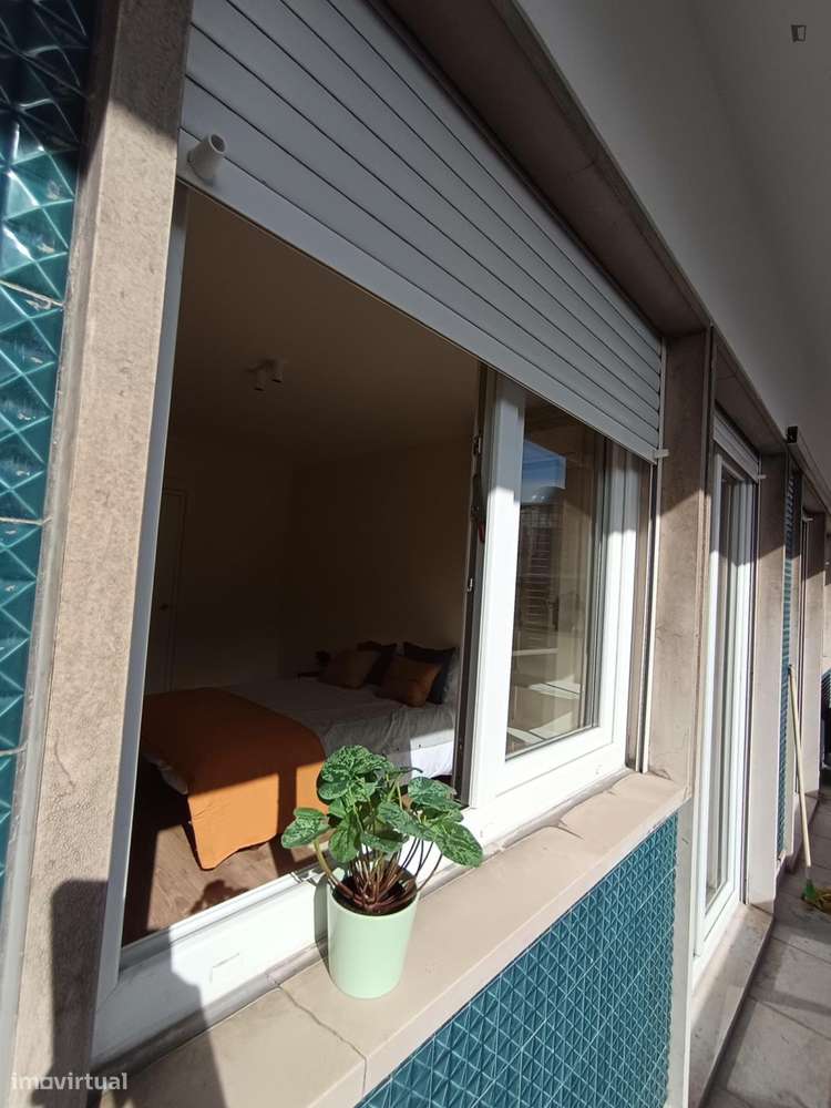 Quarto - localizado em Picoas Lisbon - Grande imagem: 5/16