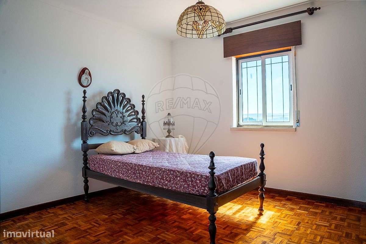 Moradia T4 para venda-10