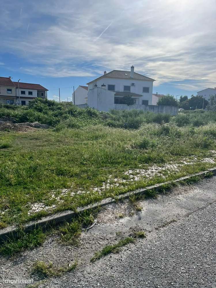 Oportunidade de Construção em Alcains: Terreno Urbano de 535m² - Grande imagem: 2/7