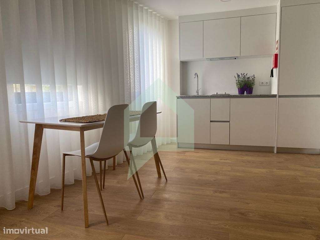 Alojamento Local (5 estúdios T0) no centro do Porto - Grande imagem: 2/31