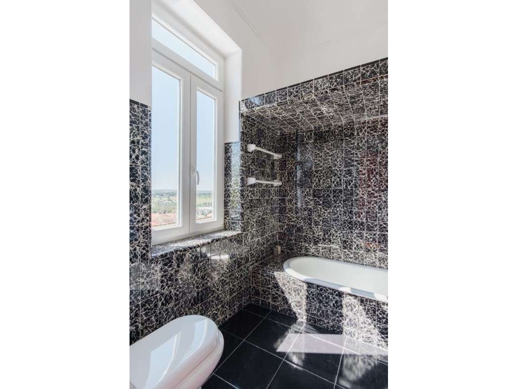 Moradia T8 com vista para Barragem do Maranhão-45