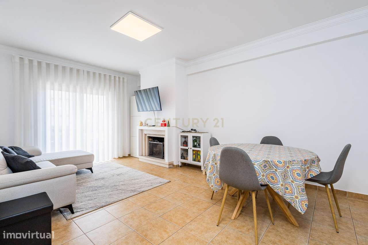 T2 em Leiria com dois WC´s e varandas-1