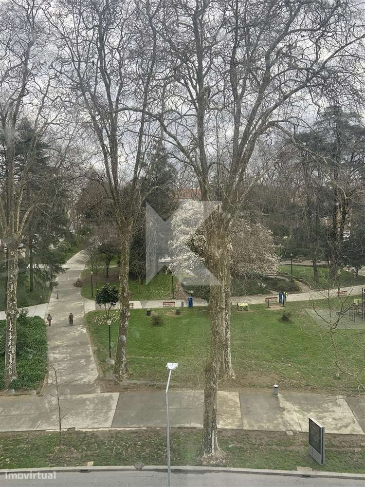 Apartamento T2  junto ao Jardim de Arca d’Água-8