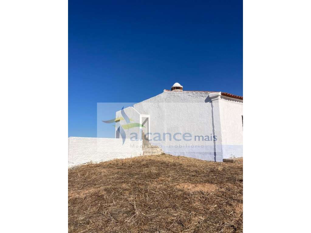 Herdade com 814hectares no Baixo Alentejo / Moura / Fronteira com E...-19