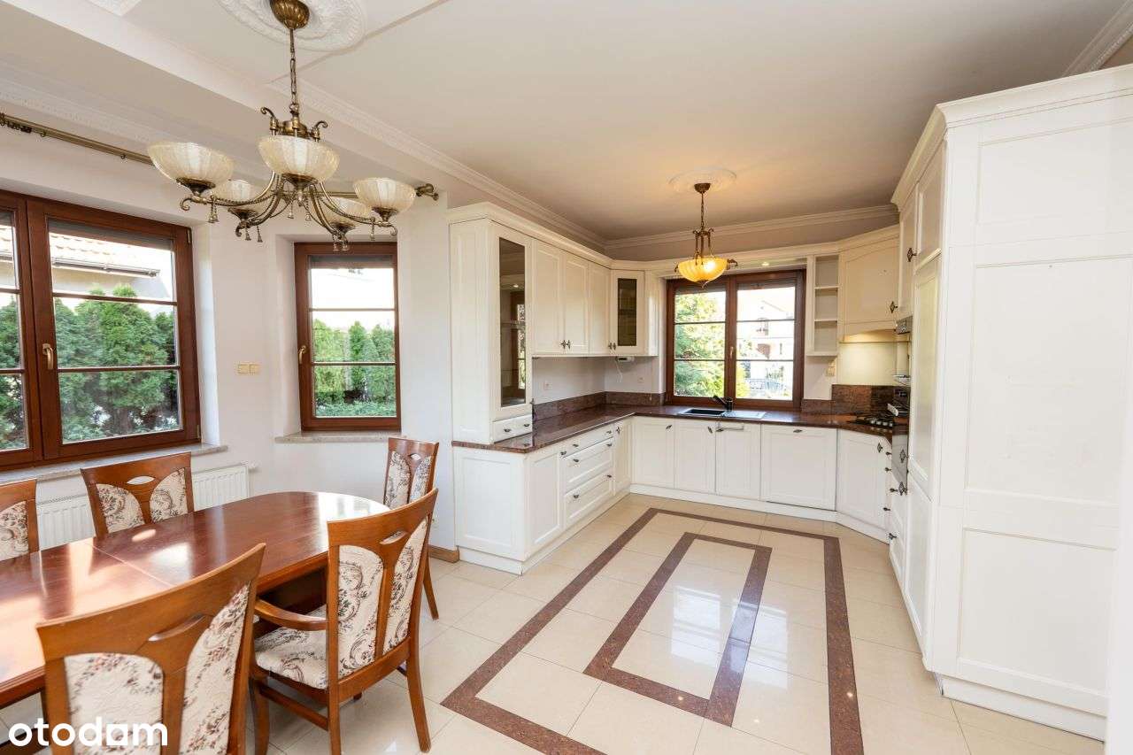 Dom, 230 m², Żerniki Wrocławskie-3