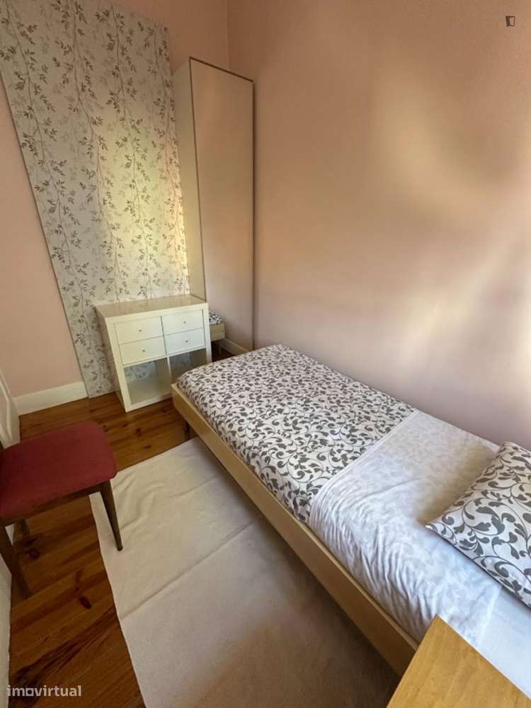 Quarto - localizado em Penha de França Lisbon - Grande imagem: 5/30