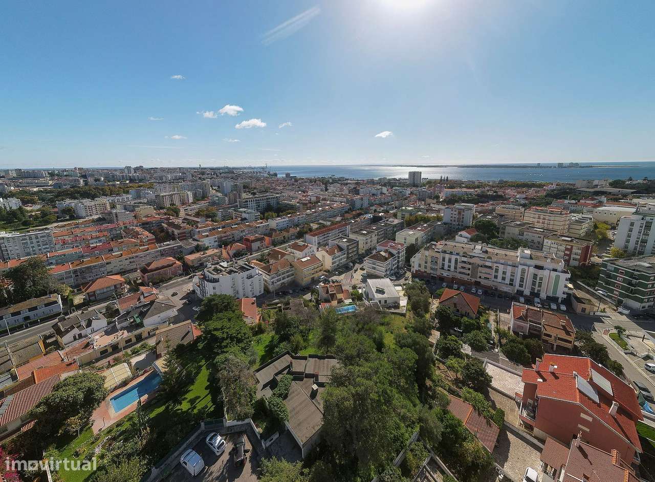 Moradia Contemporânea dos Anos 70 em Brancanes, Setúbal - Grande imagem: 3/47