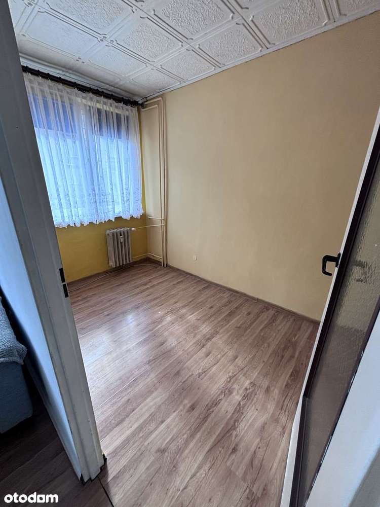 Mieszkanie 4 pokoje z dużym balkonem w centrum-9