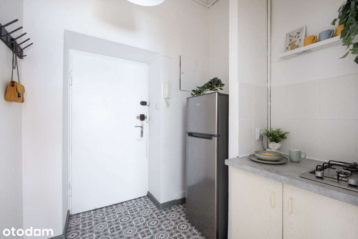 Wysokość 3m, ciche, widok na zieleń, duża piwnica-6