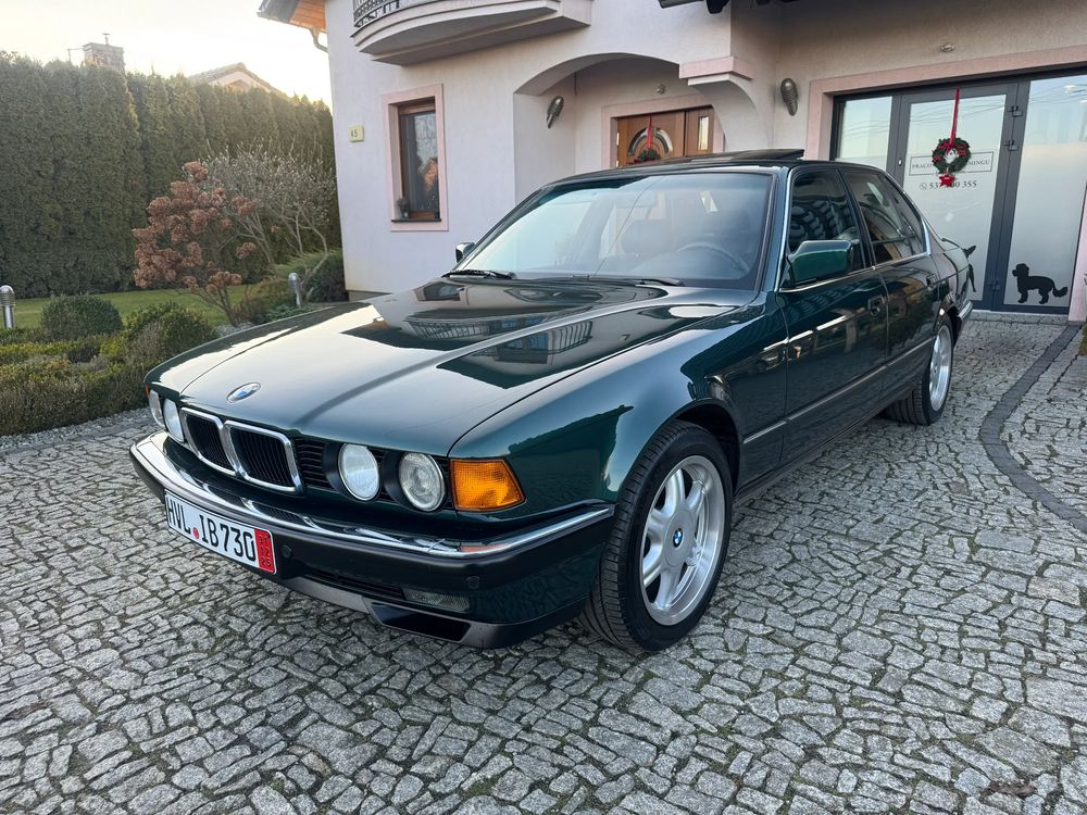 BMW 7 Series E32 1992