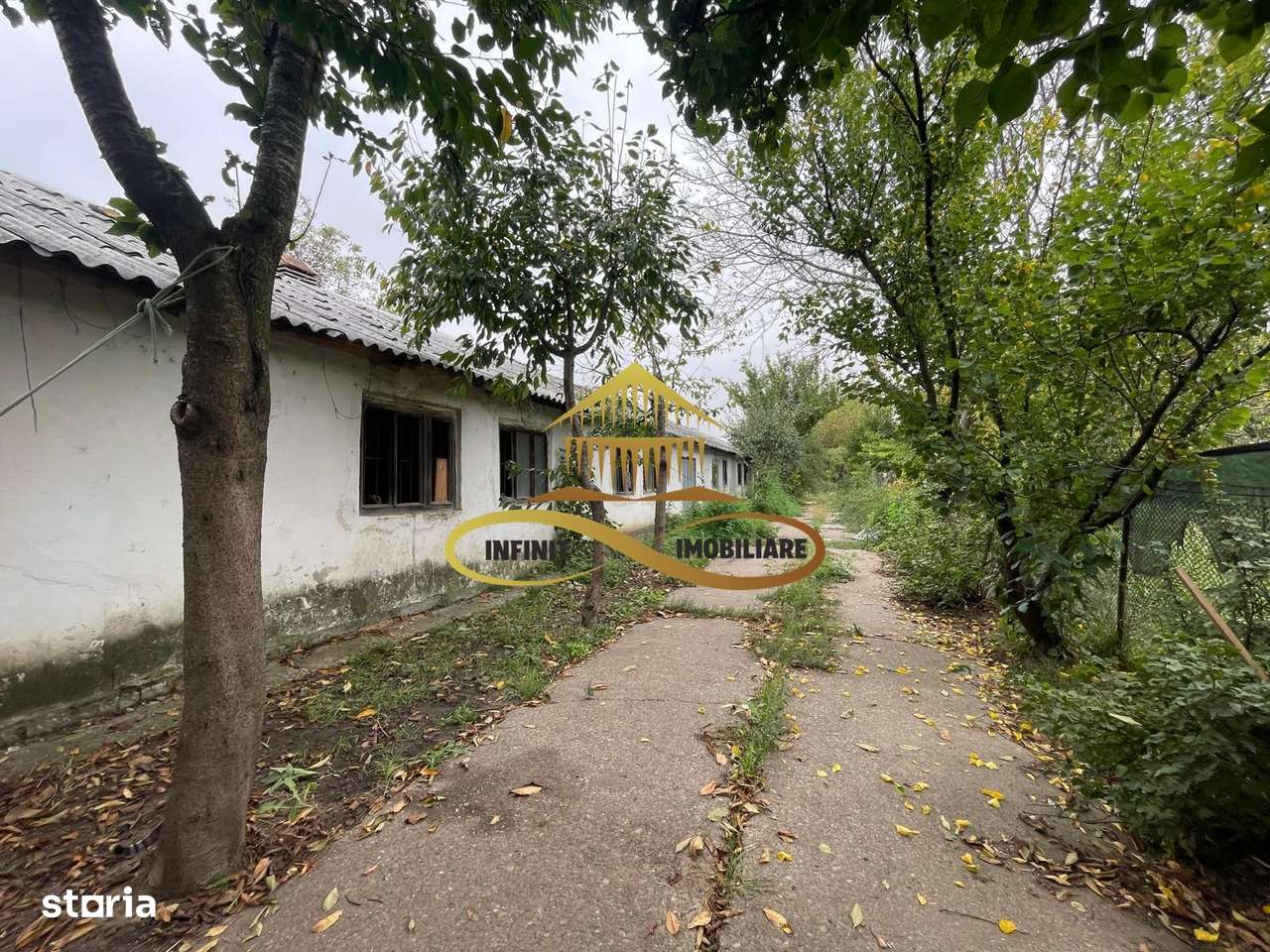 Cladire veche de vanzare in Saucesti Bacau - Imagine principală: 5/15